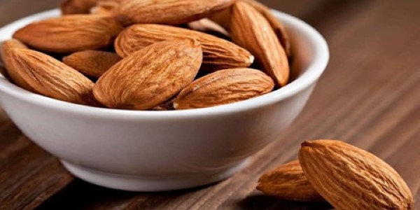تصویر 1 از خرید و قیمت بادام مامایی درجه یک + فروش صادراتی